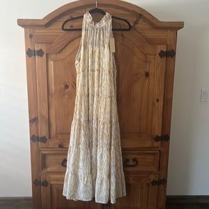 NWT Beautiful yellow floral maxi dress. Could be bump friendly.